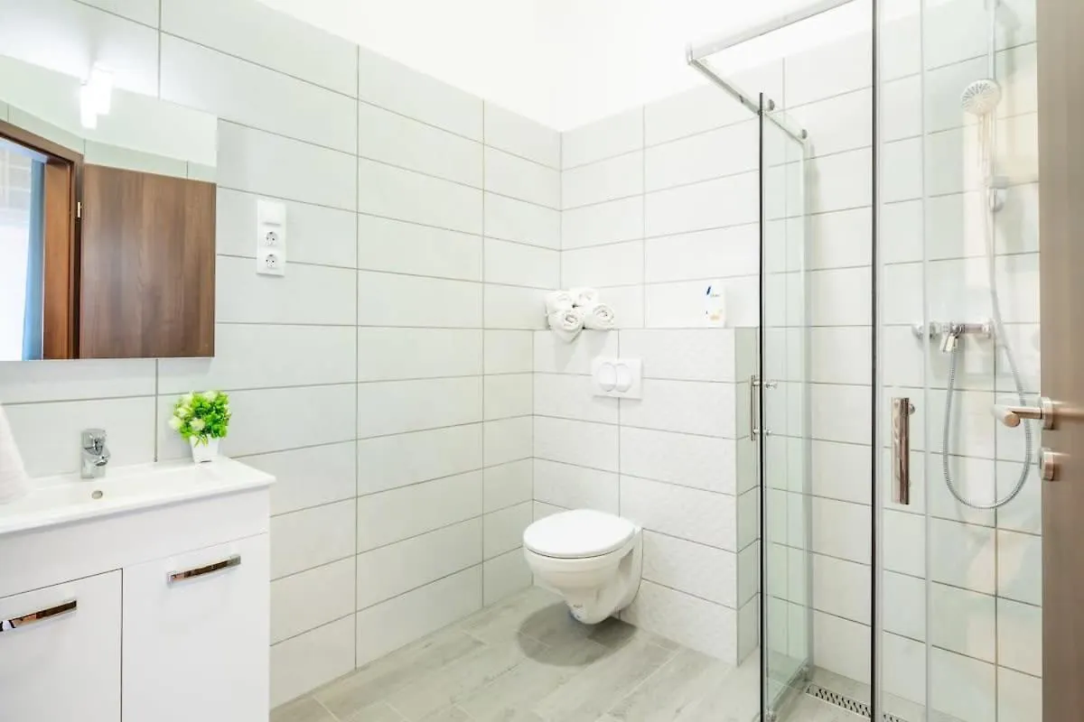 Extra Central New Studio Budapest 0*,